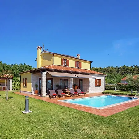 Vila Beautiful Villa In Visnjan With Swimming Pool Višnjan